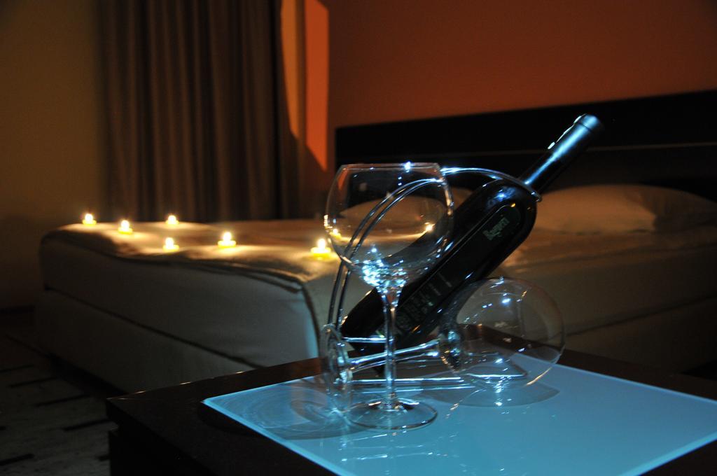 Hotel Beograd Lukavica Стая снимка