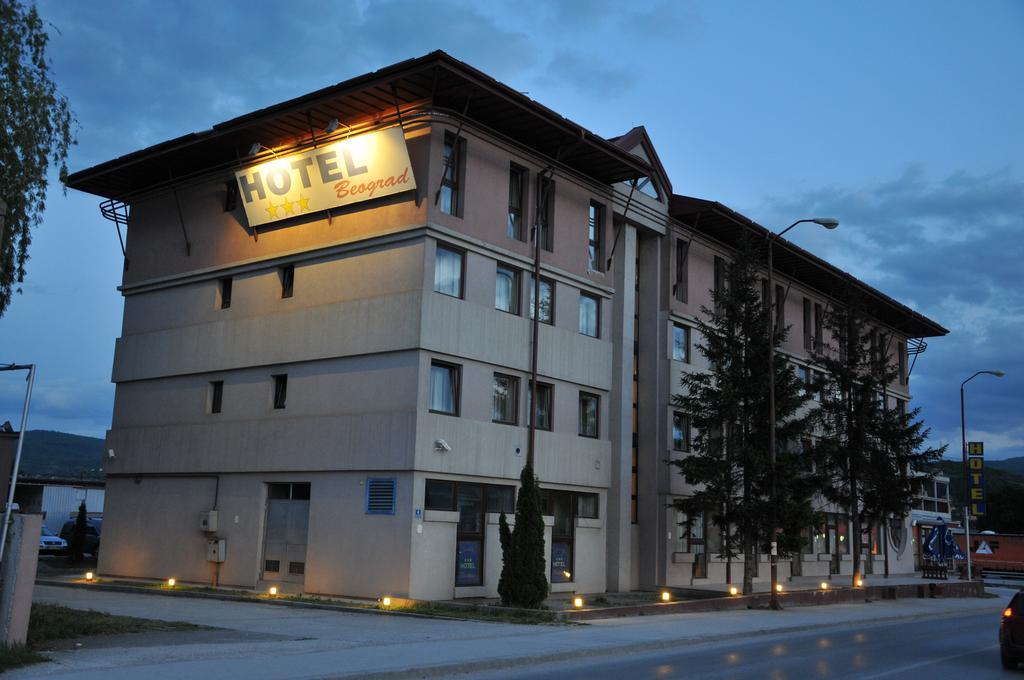 Hotel Beograd Lukavica Екстериор снимка
